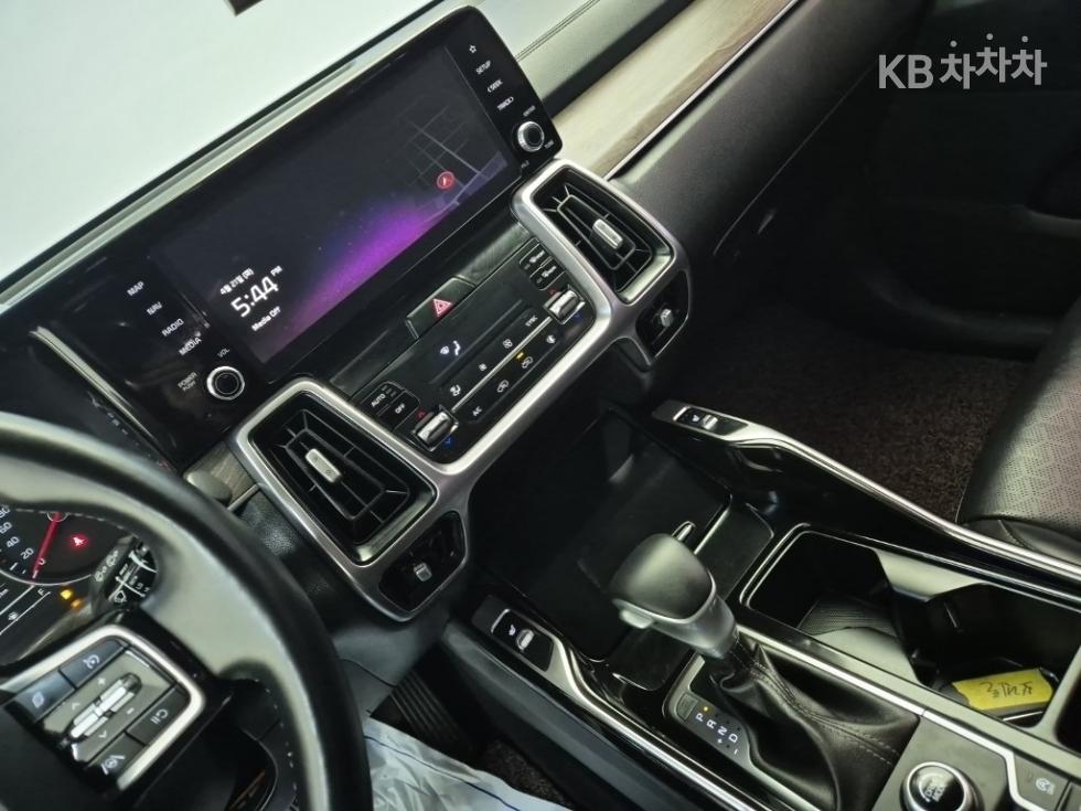 2021 - kia sorento
