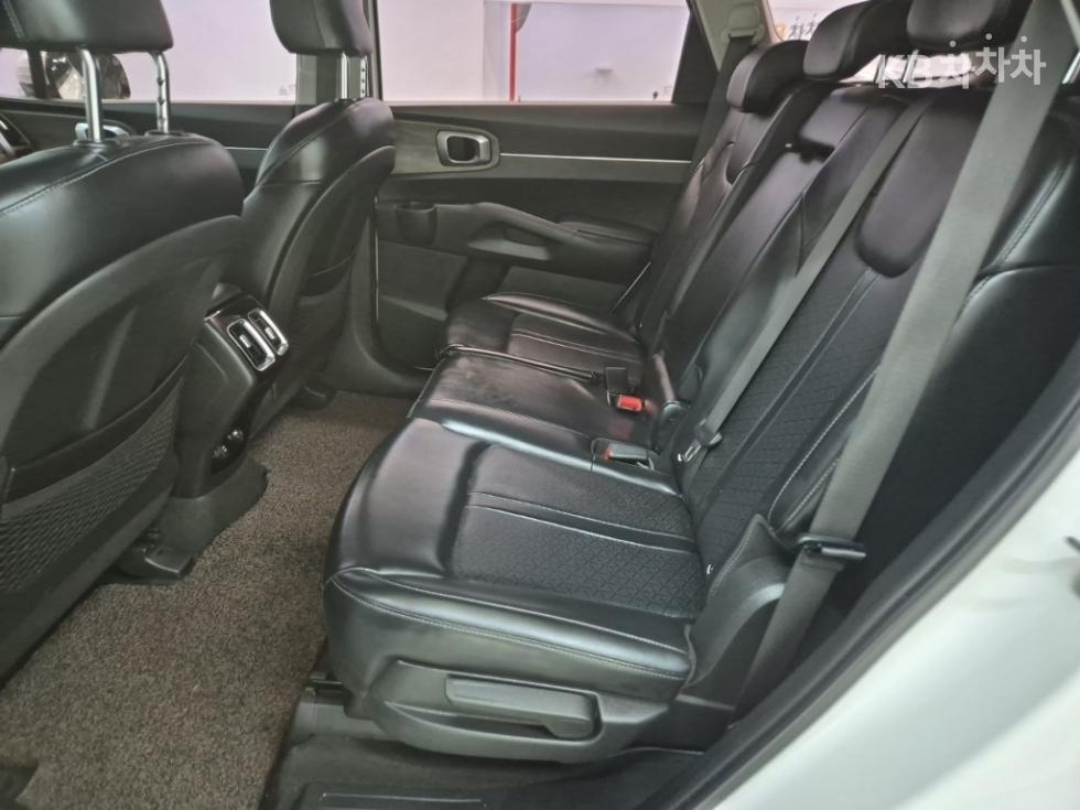 2021 - kia sorento