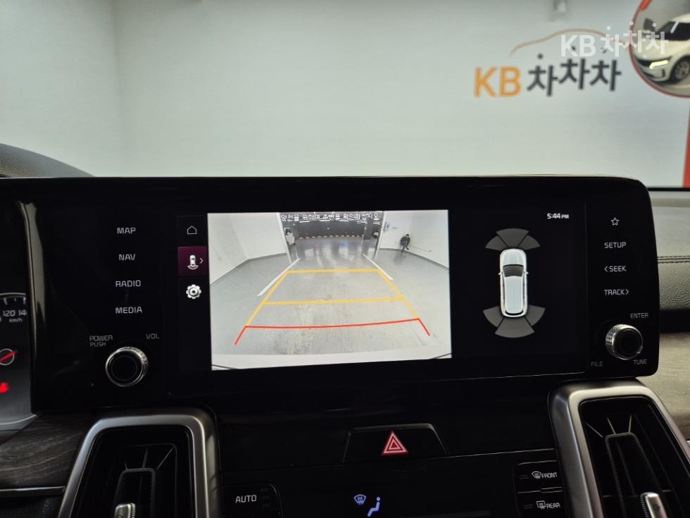 2021 - kia sorento