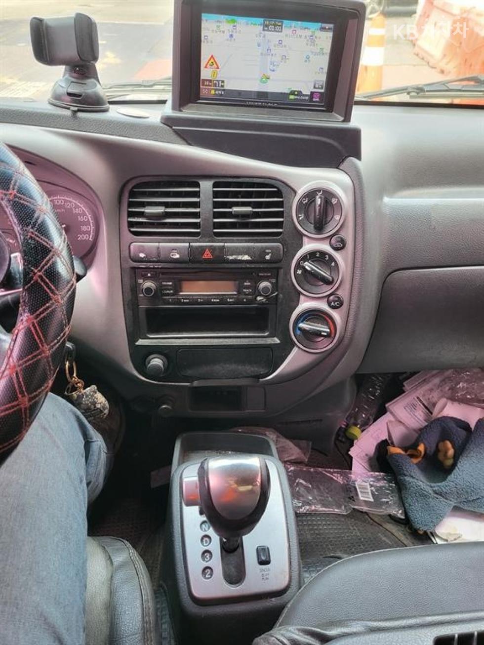 2013 - kia bongo iii