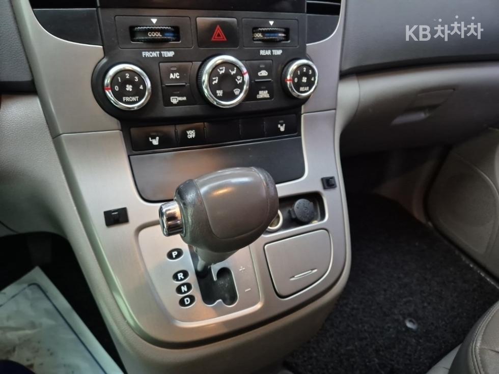 2014 - kia carnival