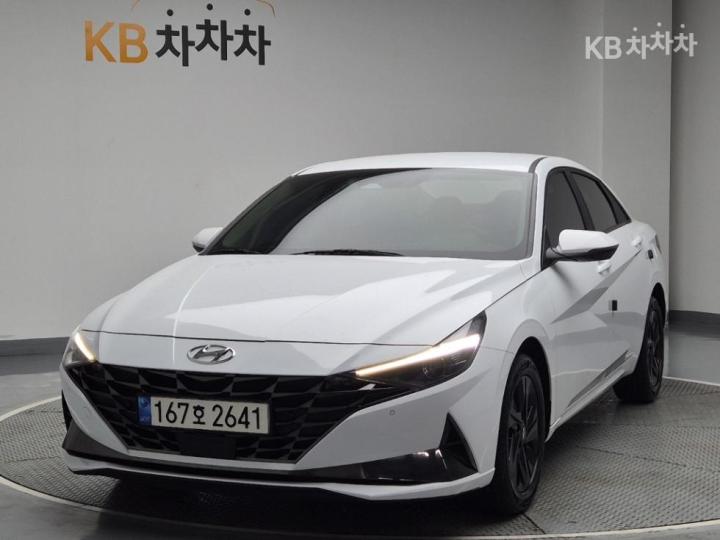 Hyundai Avante CN7 1.6 Gasoline Modern 2