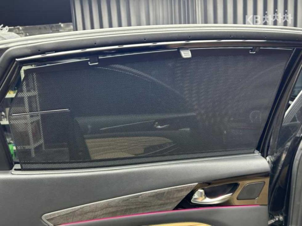 2020 - kia k7