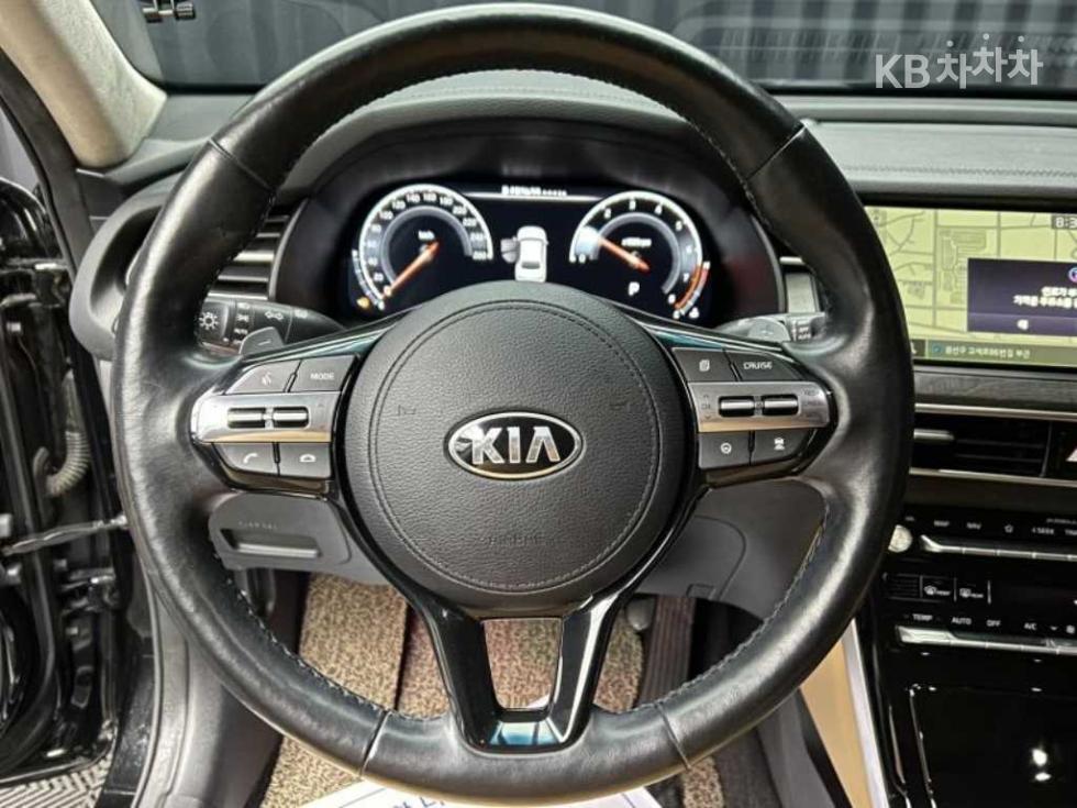 2020 - kia k7