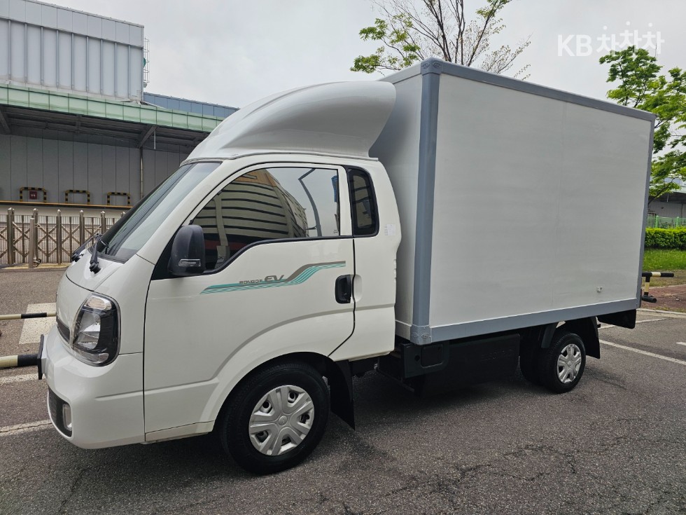 2022 - kia bongo iii