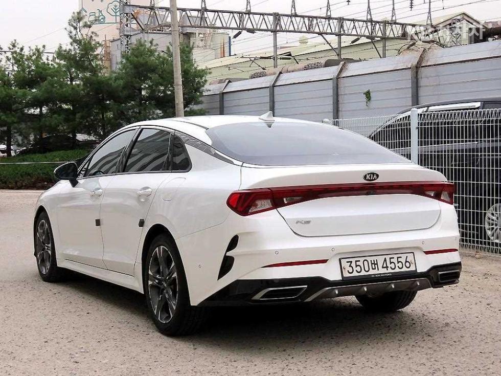 2020 - kia k5
