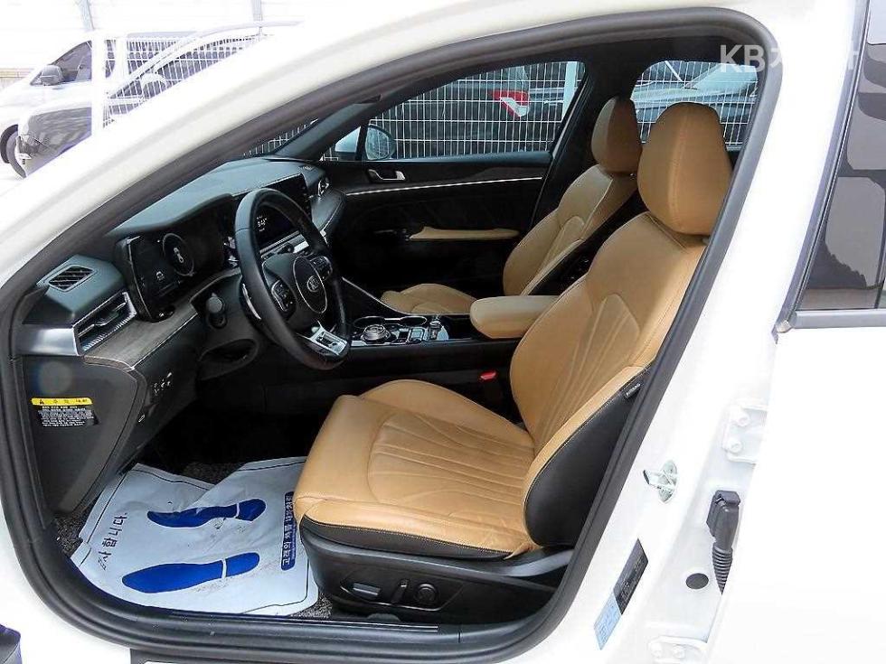 2020 - kia k5