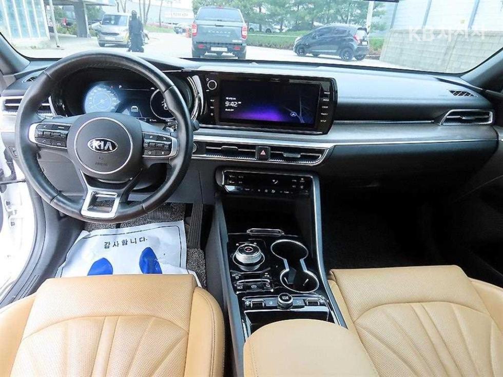 2020 - kia k5