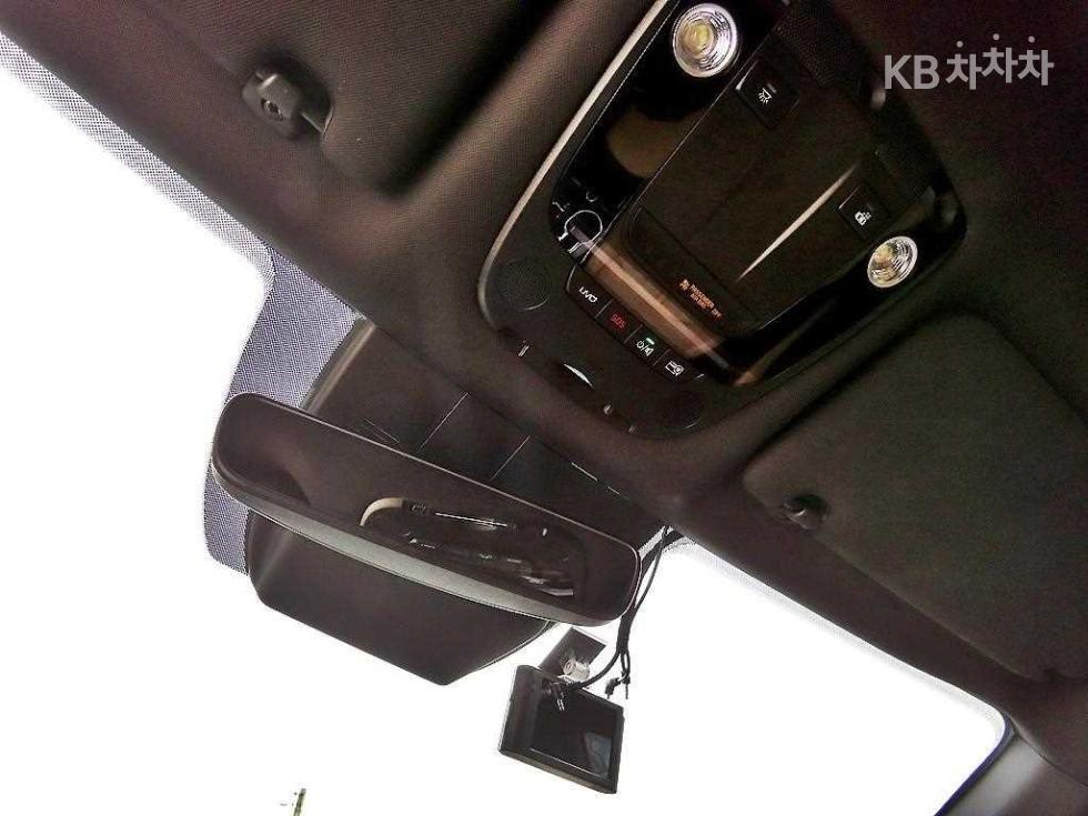 2020 - kia k5