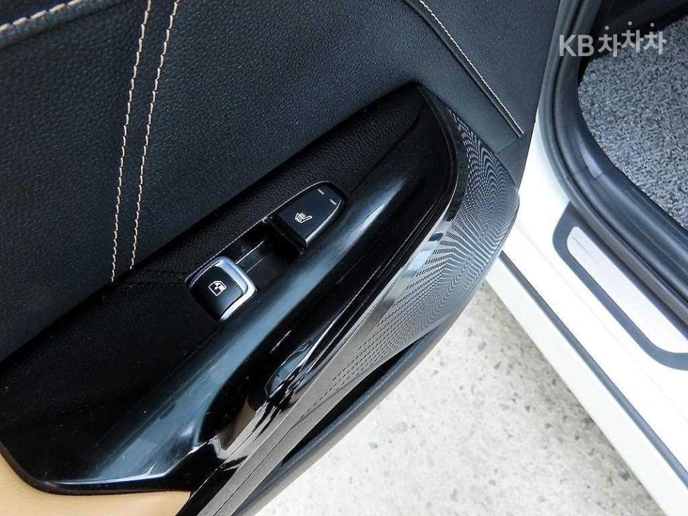 2020 - kia k5