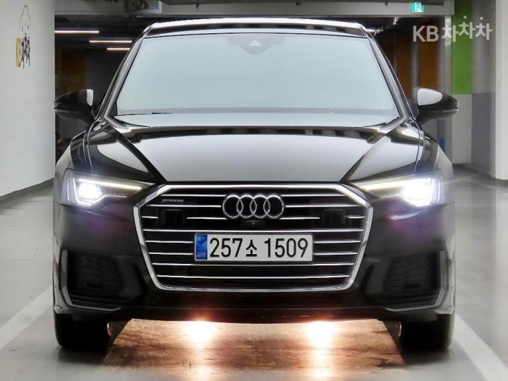 Audi A6 C8 45 TFSI Quattro Base Type