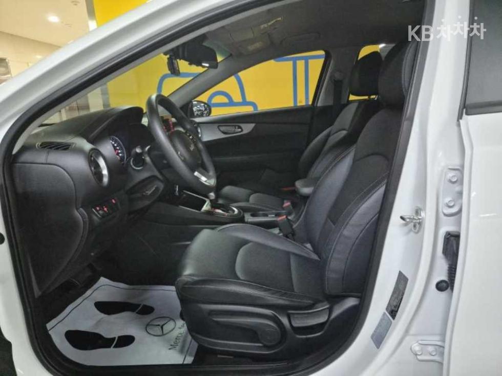 2022 - kia k3
