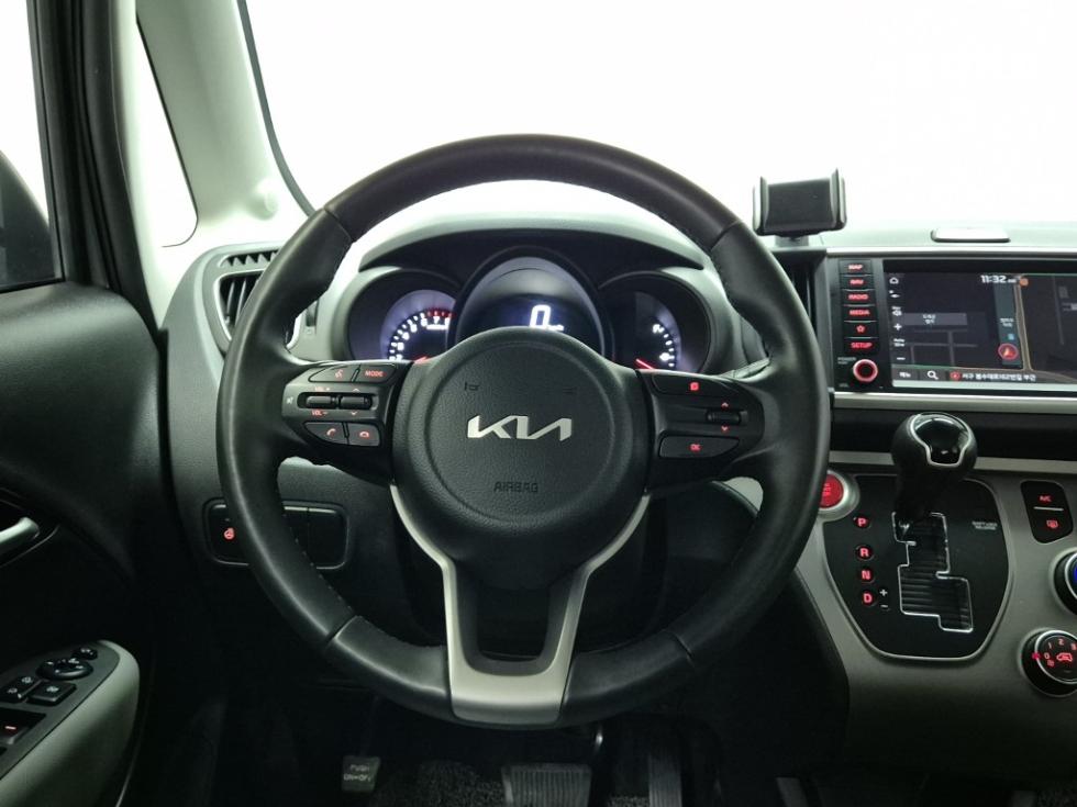 2022 - kia ray
