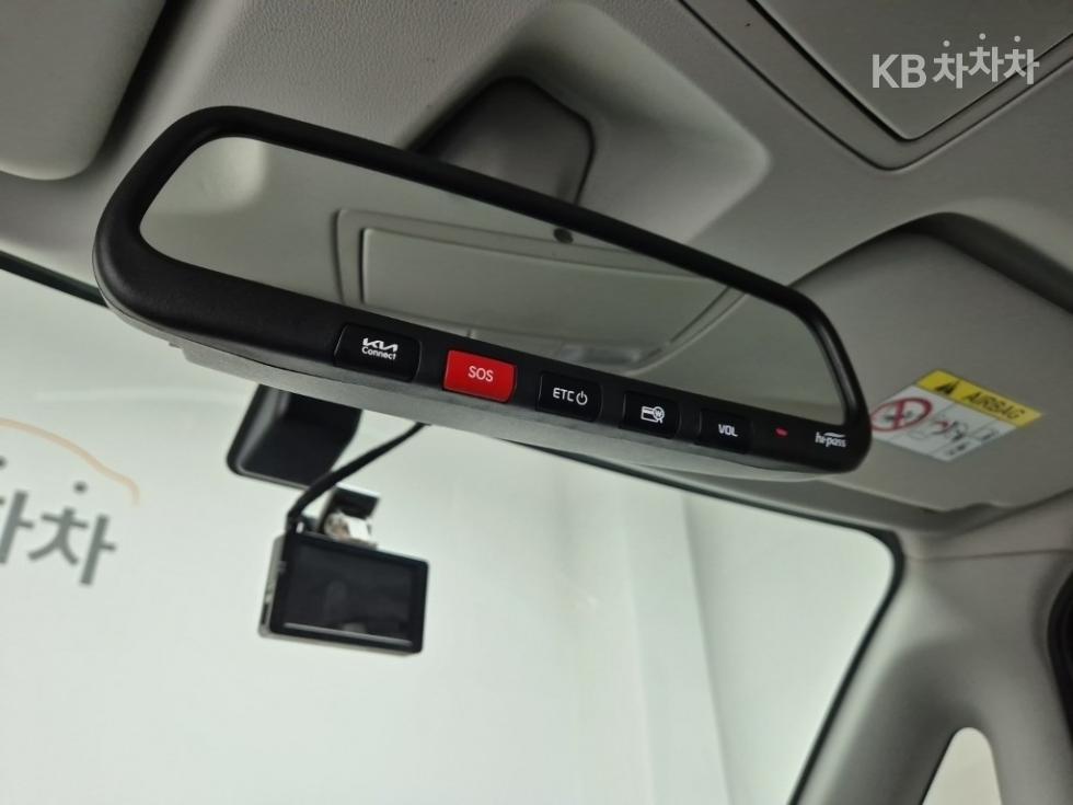 2022 - kia ray