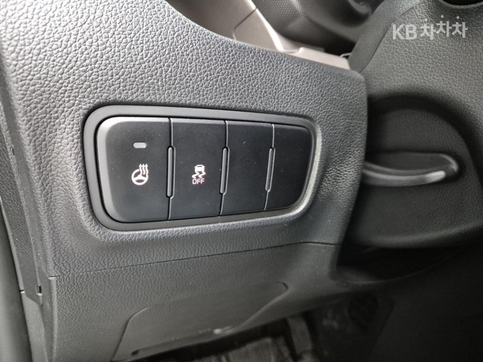 2022 - kia ray