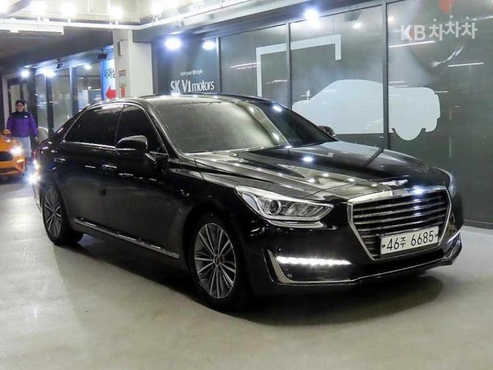 Genesis EQ900 3.8 GDI AWD Luxury