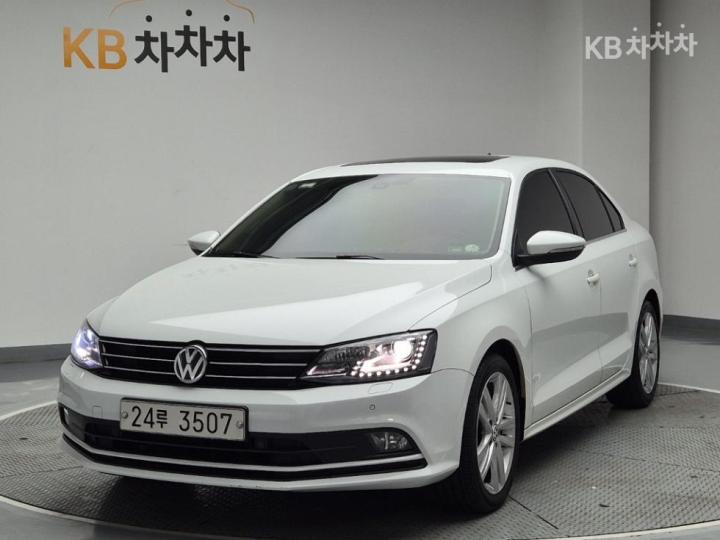 Volkswagen Jetta New 2.0 TDI BlueMotion Premium