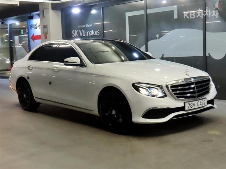 Mercedes-Benz E-Class W213 E300 4Matic Exclusive