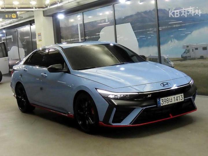 Hyundai Avante N CN7 2.0 T Base Type