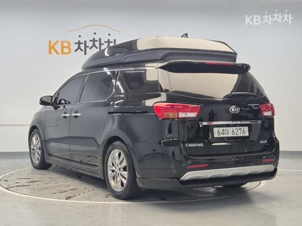 2017 - kia carnival