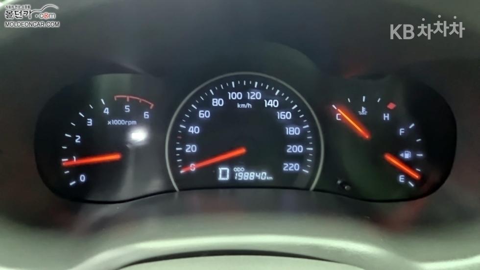 2013 - kia carnival