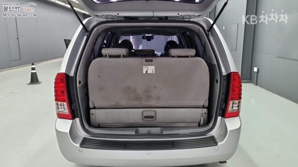 2013 - kia carnival