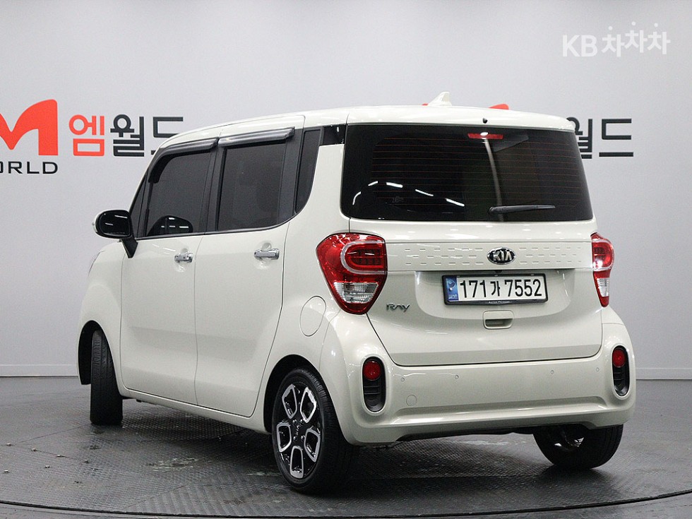 2021 - kia ray