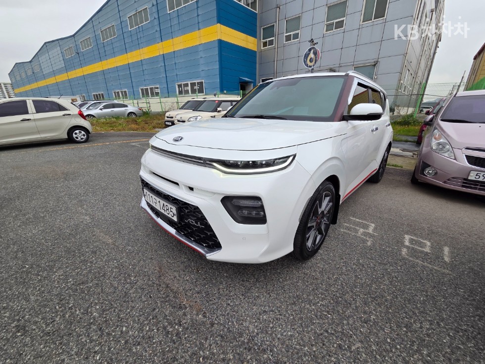 2021 - kia soul