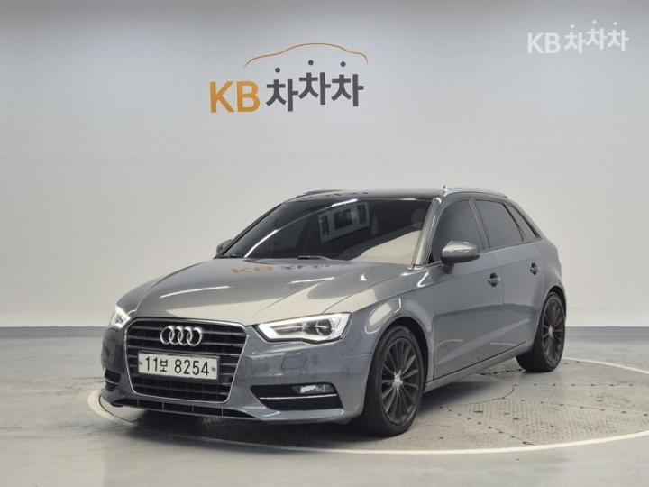Audi A3 NEW 35 TDI Sportback Dynamic 8V