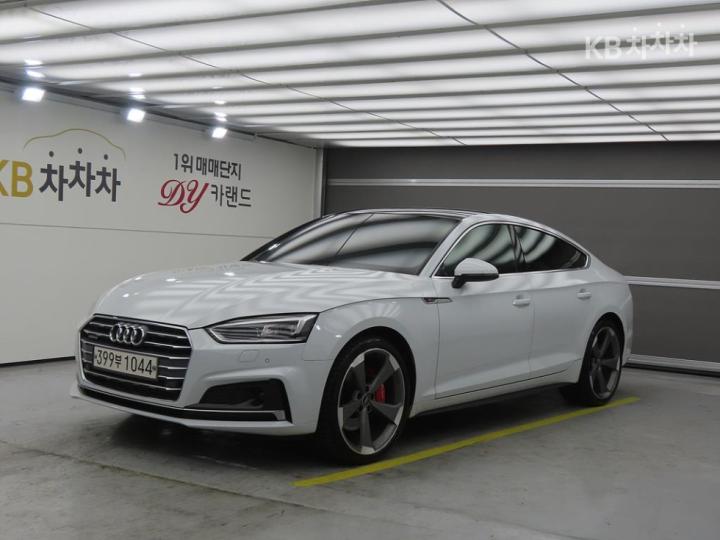 Audi A5 NEW 45 TFSI Quattro Sportback Premium