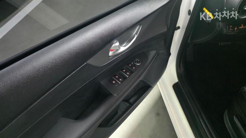 2019 - kia k3