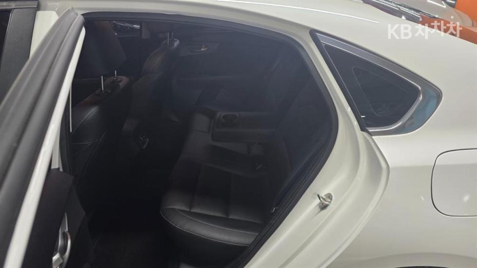 2019 - kia k3