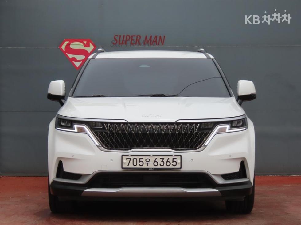 2022 - kia carnival