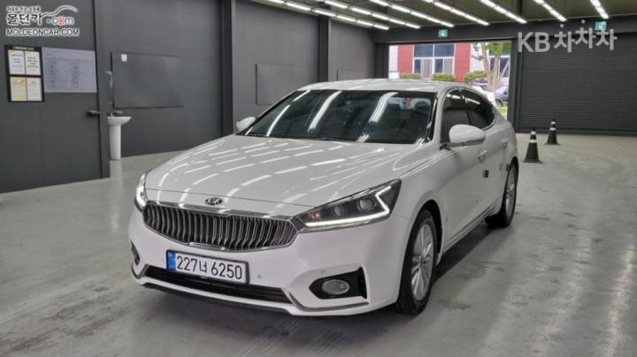 Kia K7 3.0 LPI 렌터카 럭셔리 — foto 1