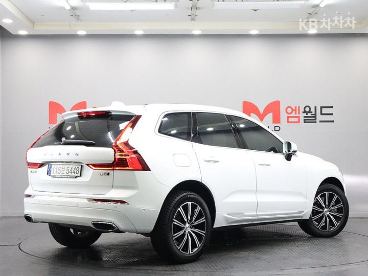 Volvo XC60 B5 Inscription — фото 3