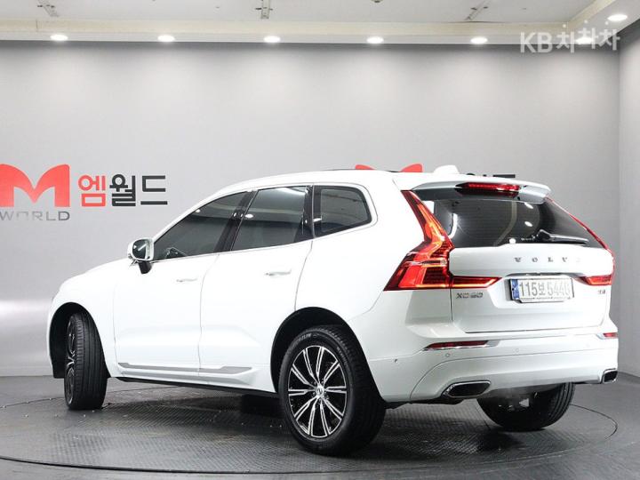 Volvo XC60 B5 Inscription — фото 4