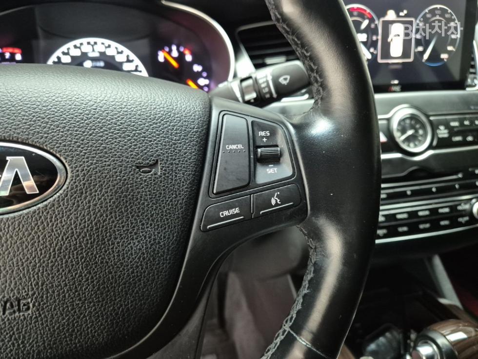 2016 - kia k7