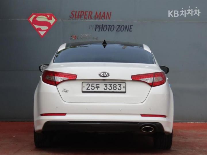 Kia K5 — miniaturë 4
