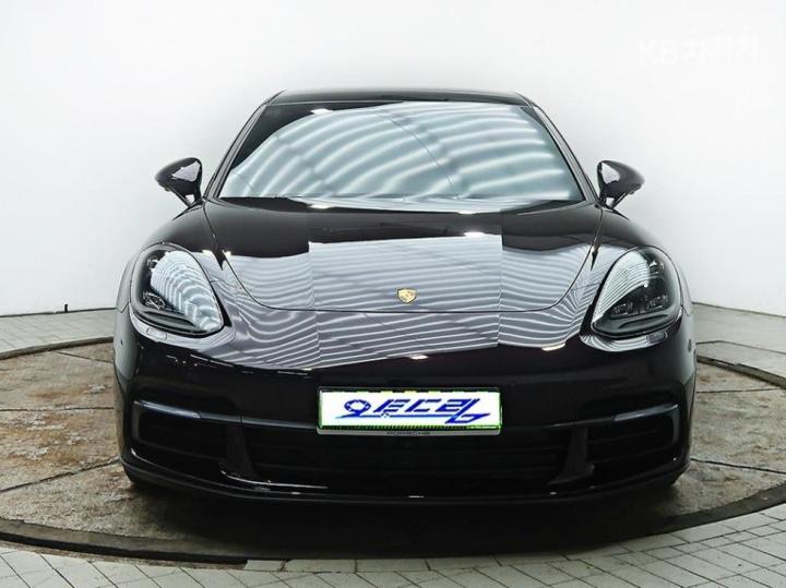 Porsche Panamera 971 3.0 4 Base Type