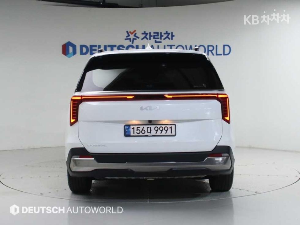 2025 - kia carnival