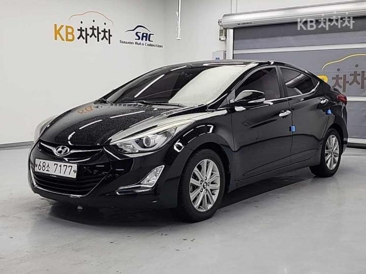 Hyundai Avante 1.6 GDi Smart Base Type