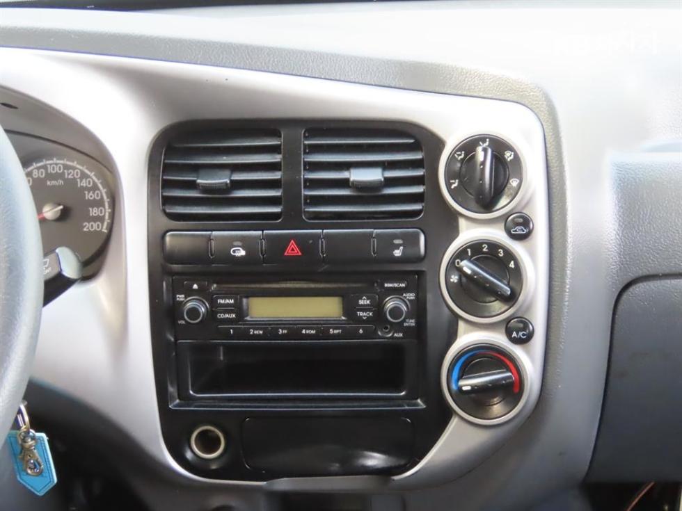 2014 - kia bongo iii