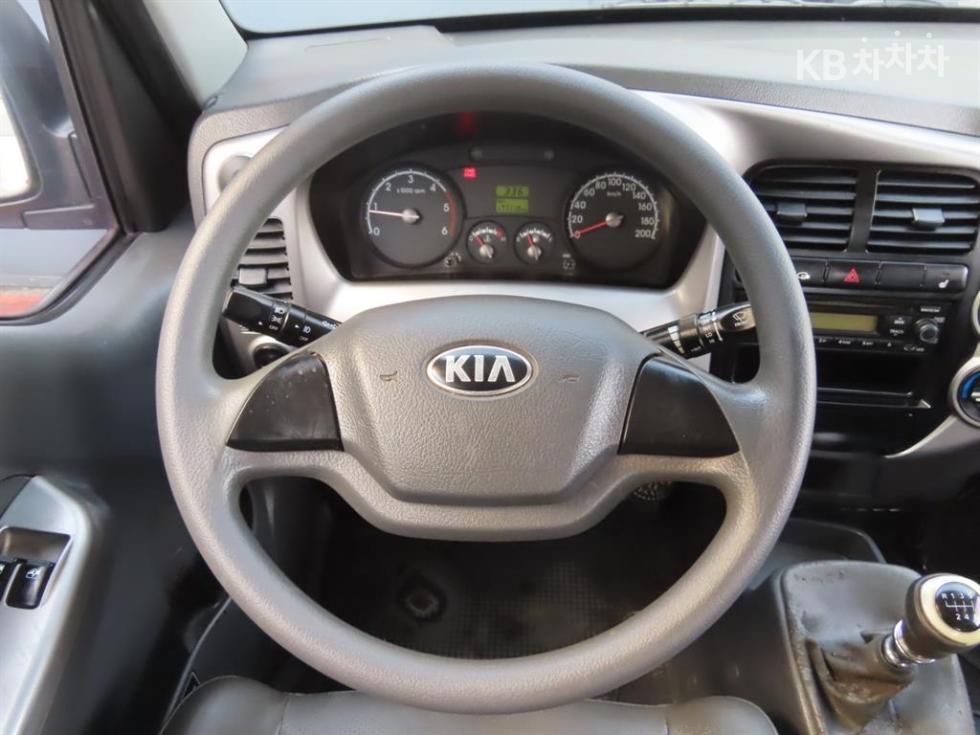 2014 - kia bongo iii