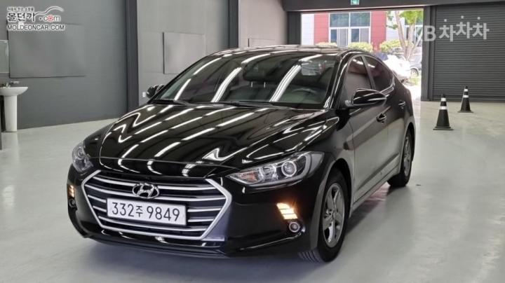 Hyundai Avante AD 1.6 LPi Smart