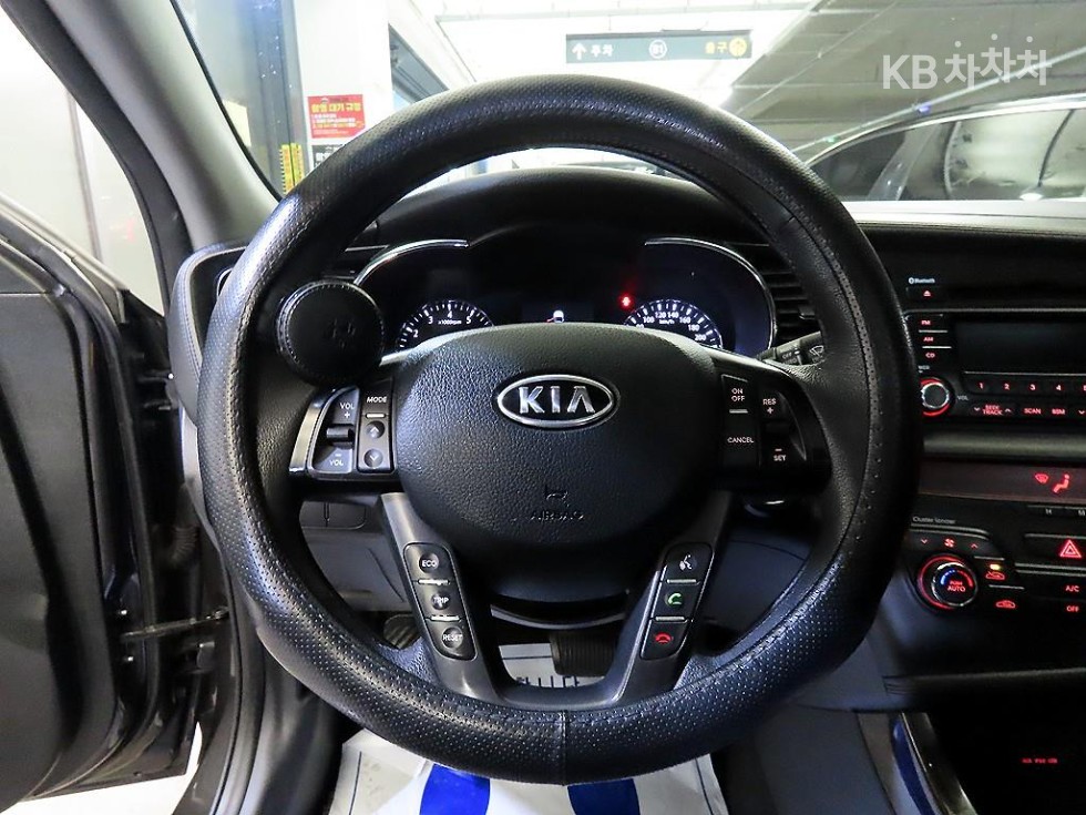 2012 - kia k5
