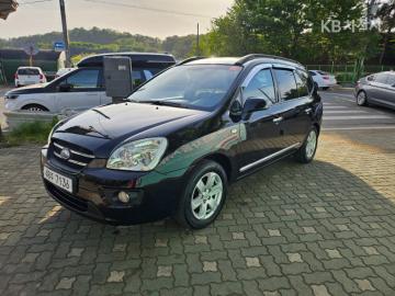 Kia Carens 2.0 LPI GLX — foto 1