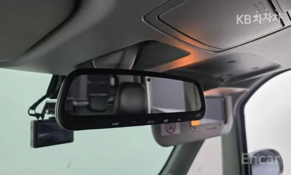 2020 - kia ray