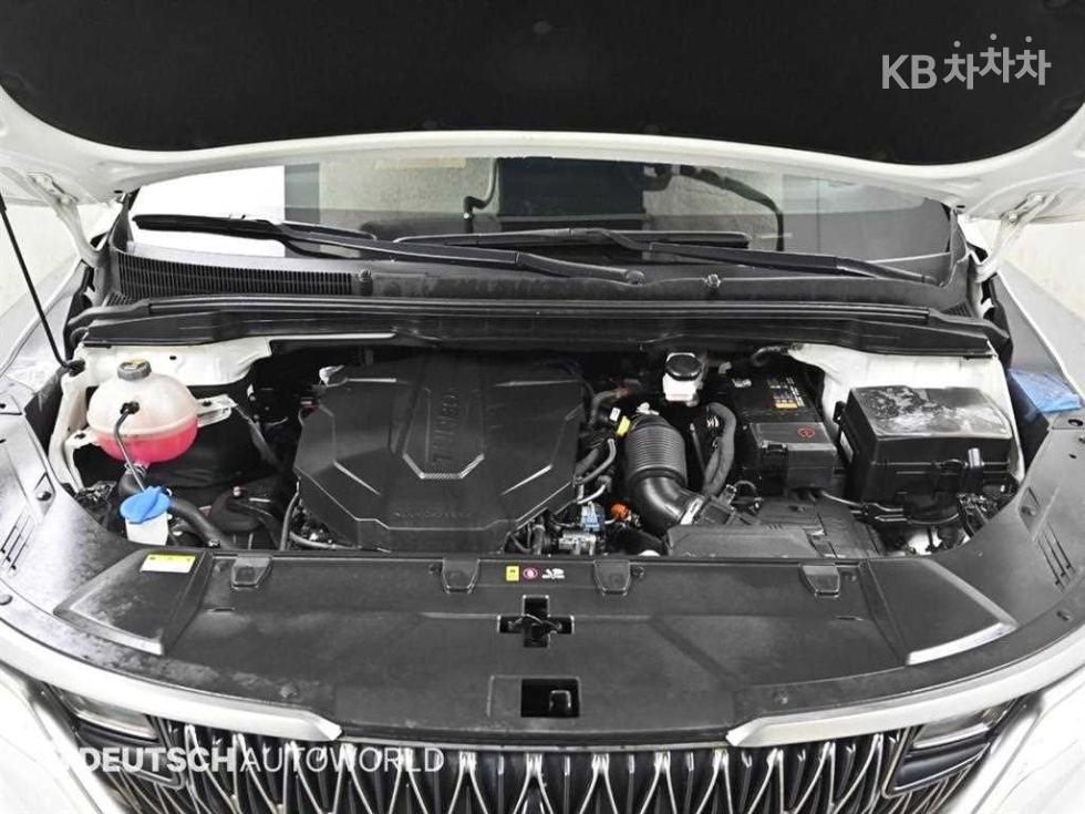 2023 - kia carnival