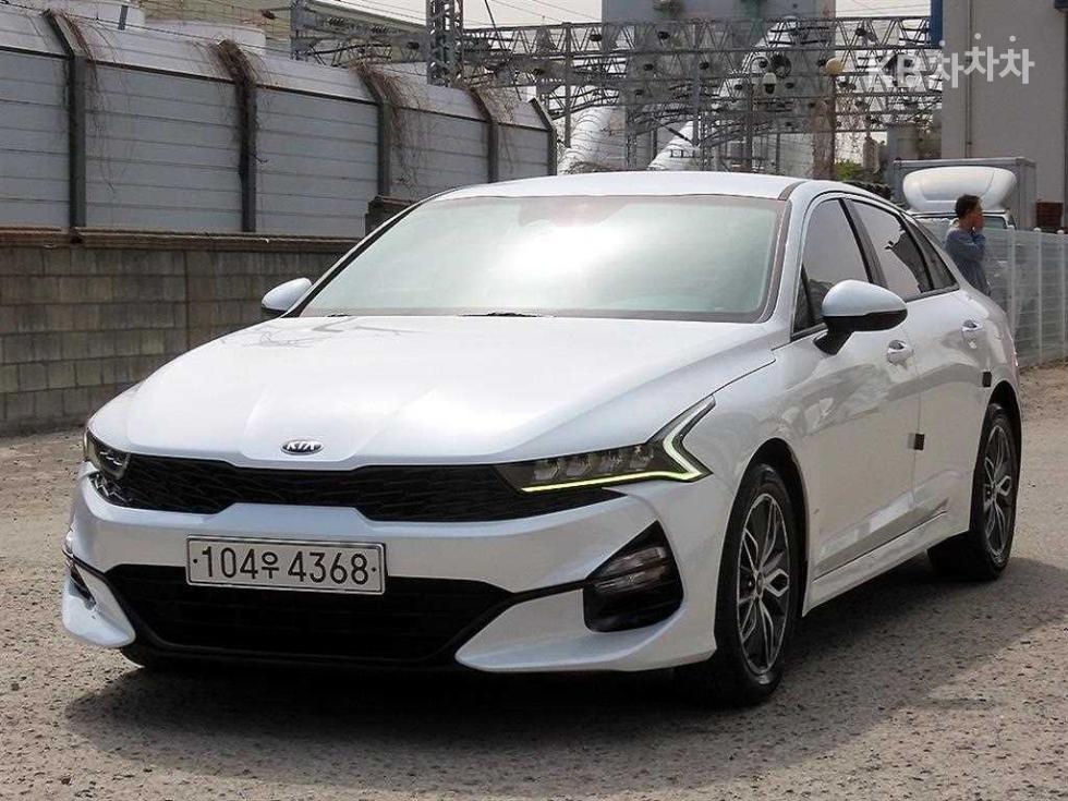 2020 - kia k5
