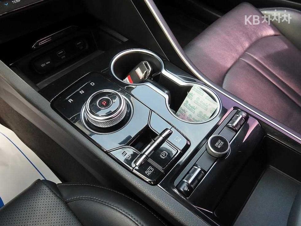2020 - kia k5